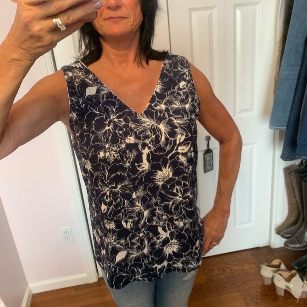 WHBM Reversible Sleeveless Top